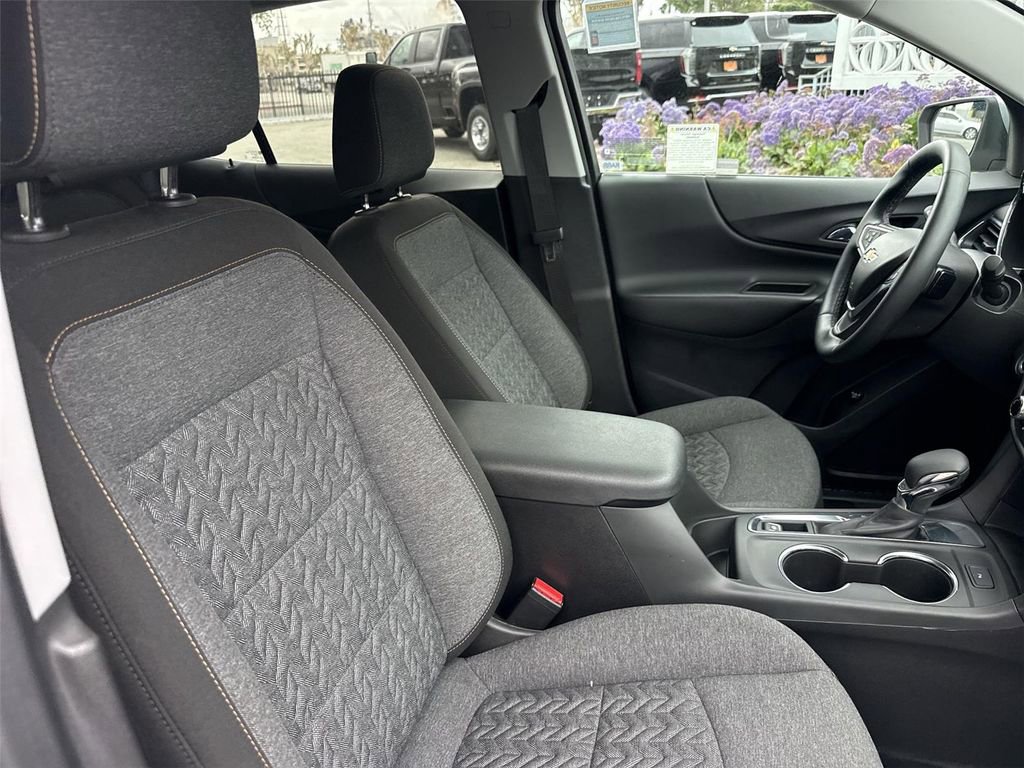 Used 2023 Chevrolet Equinox LT image 25