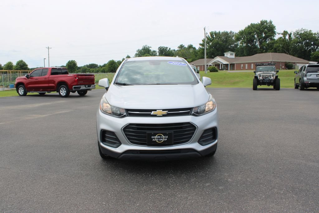 Used 2017 Chevrolet Trax LS FWD image 3