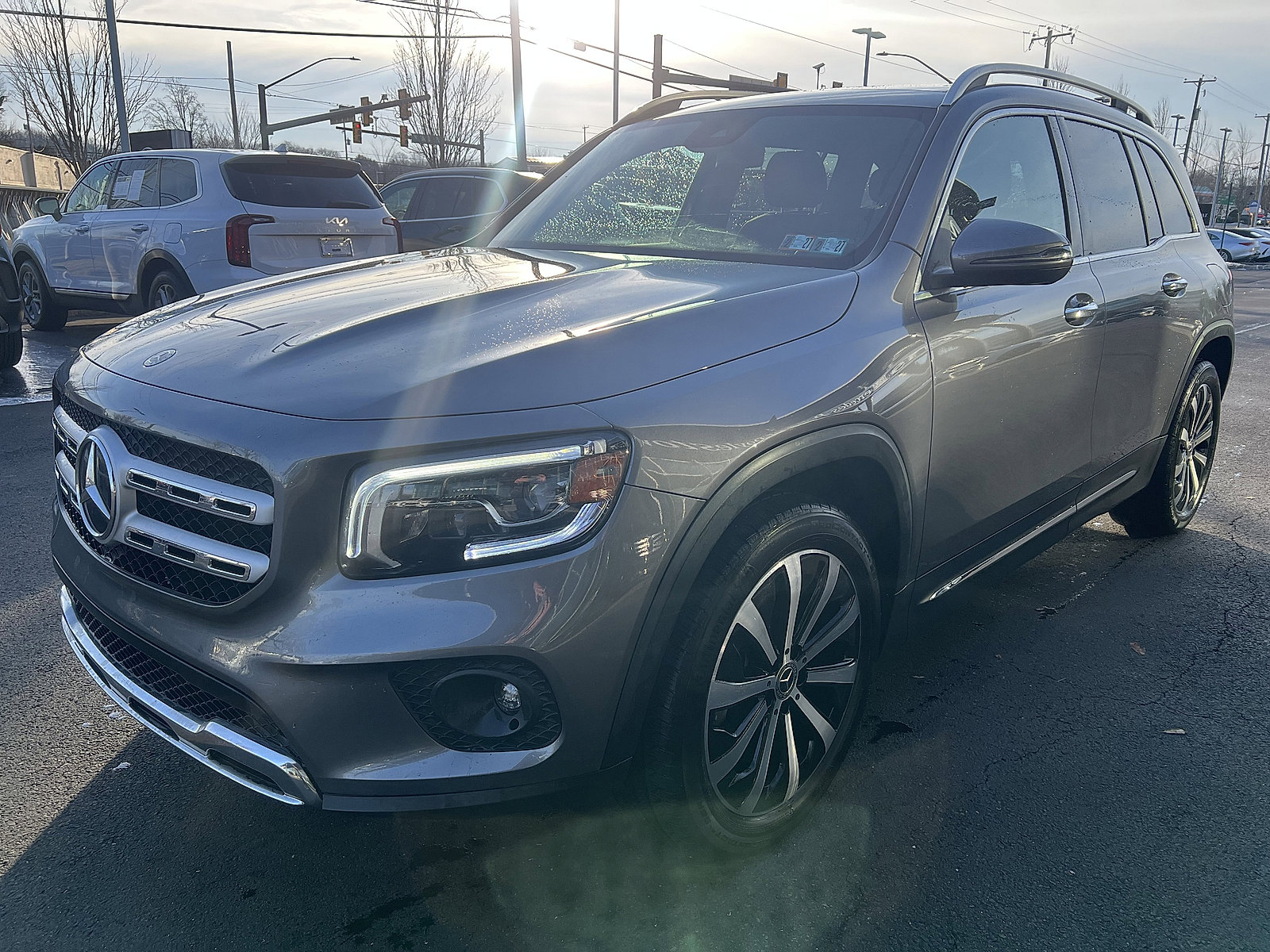 Certified 2022 Mercedes-Benz GLB 250 4MATIC image 3