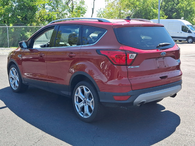 Used 2019 Ford Escape Titanium AWD/4WD image 10