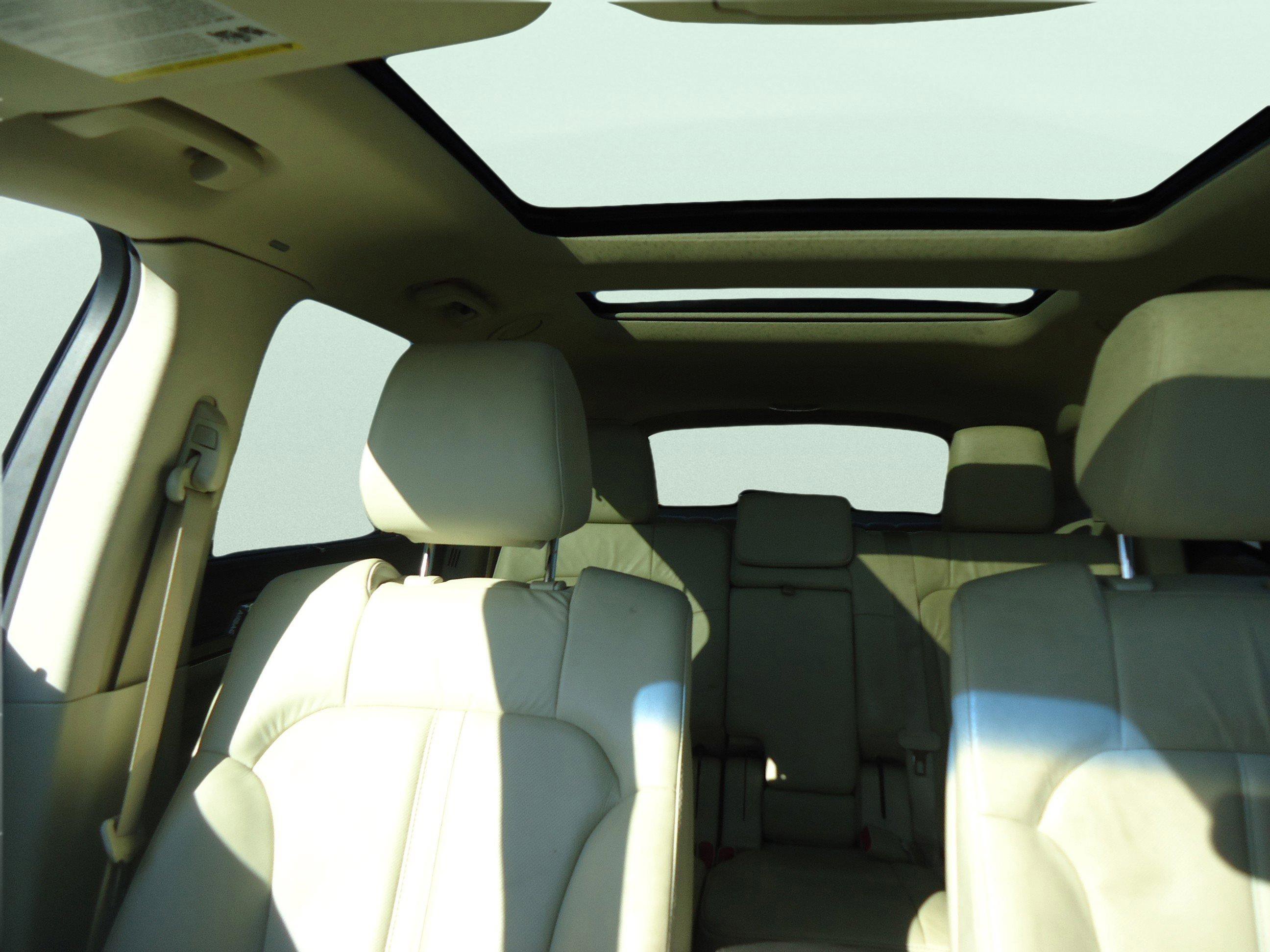 Used 2016 Lincoln MKT AWD w/ Equipment Group 201A image 30