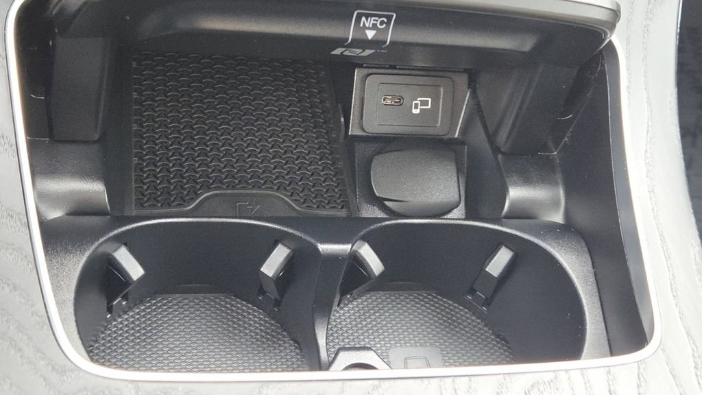 Used 2021 Mercedes-Benz E 53 AMG 4MATIC Sedan image 39