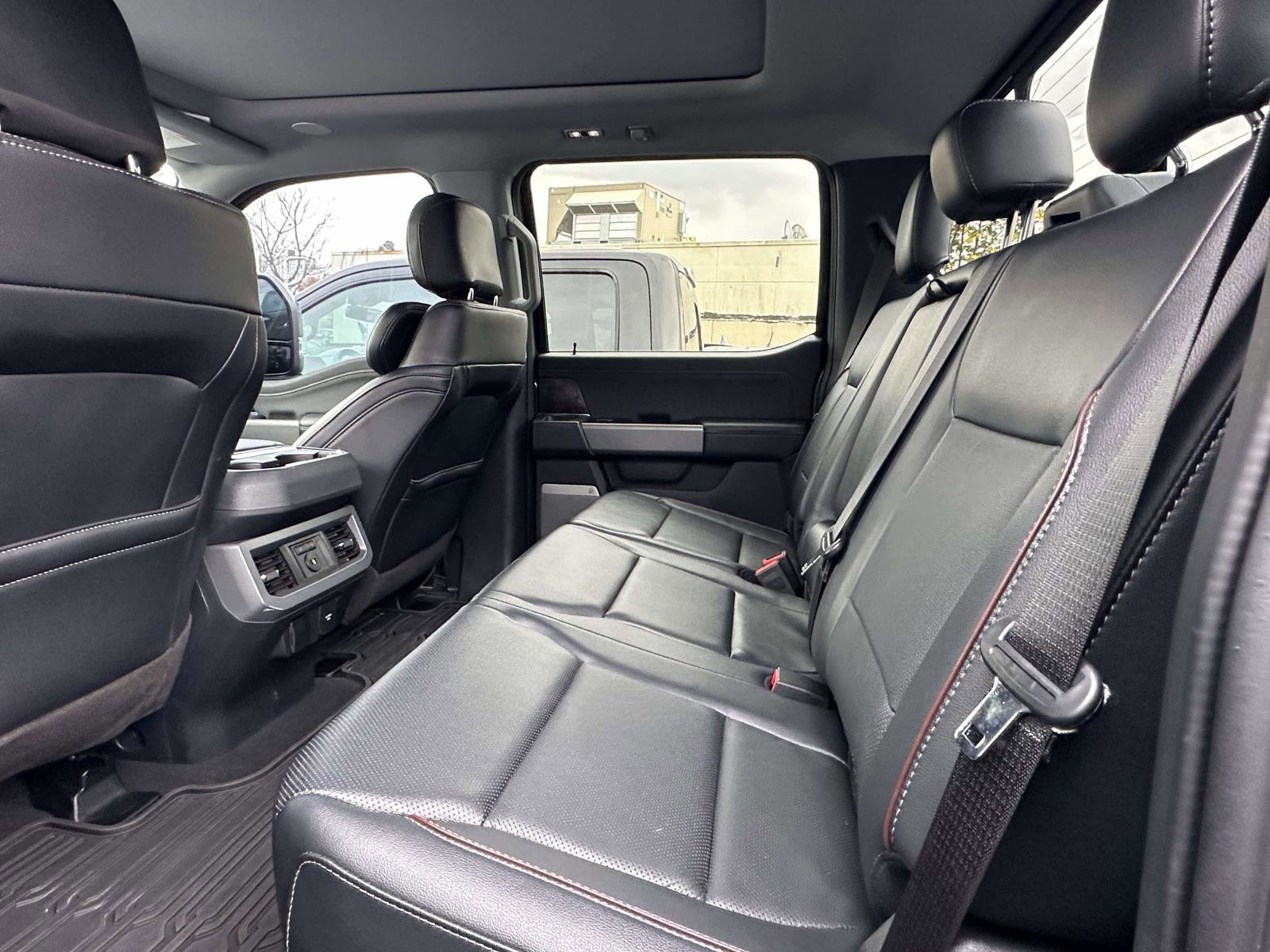 Used 2023 Ford F250 Lariat w/ Lariat Ultimate Package image 9