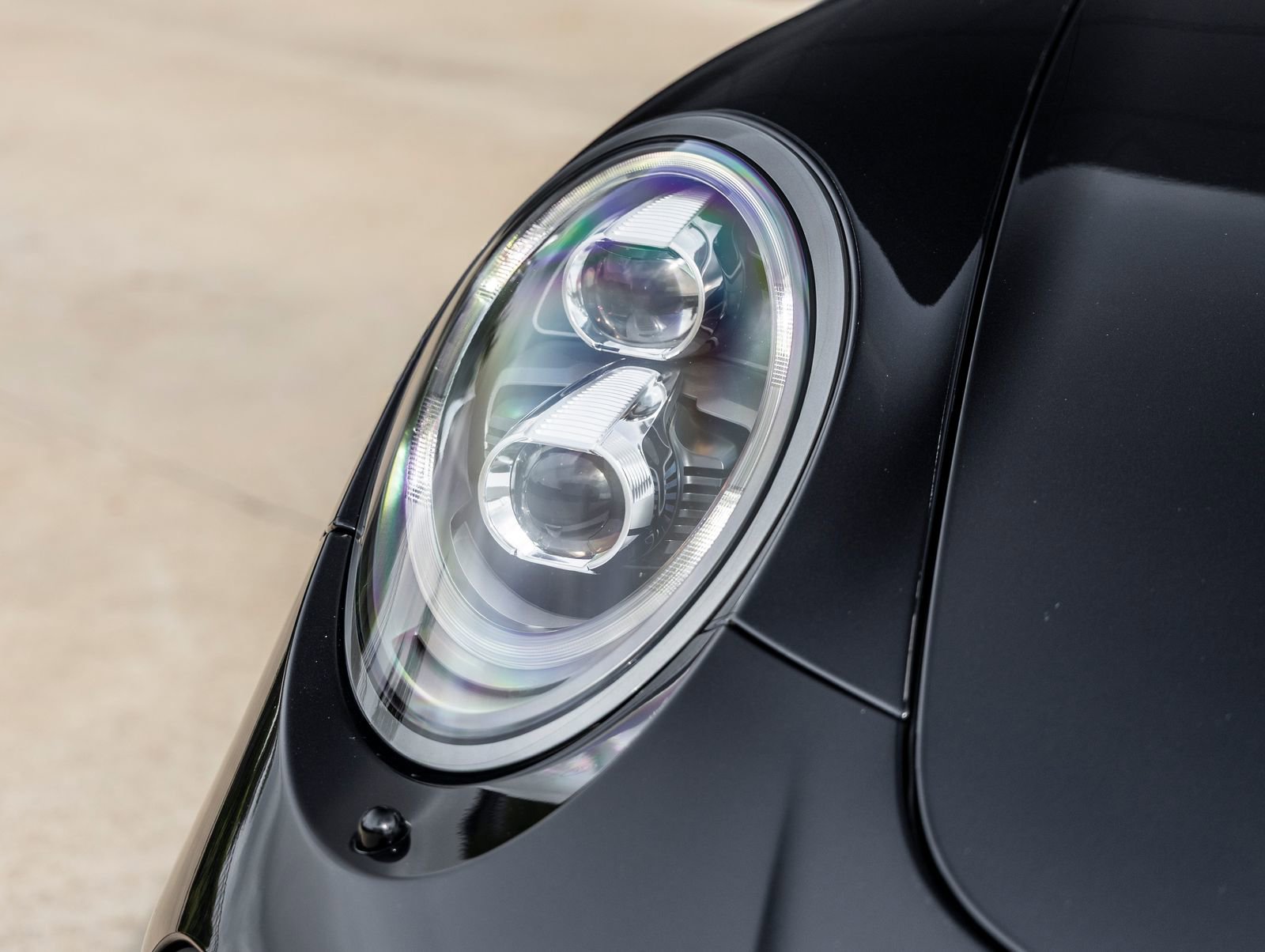 Certified 2014 Porsche 911 Turbo S image 20