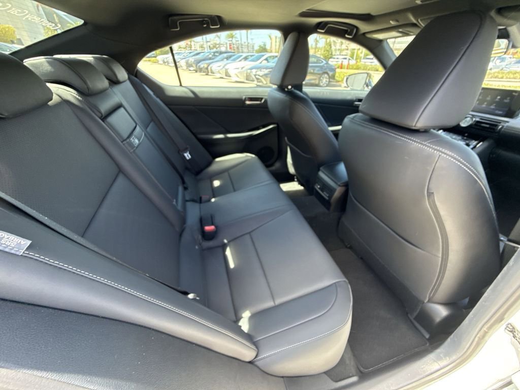 Used 2025 Lexus IS 350 F Sport image 17