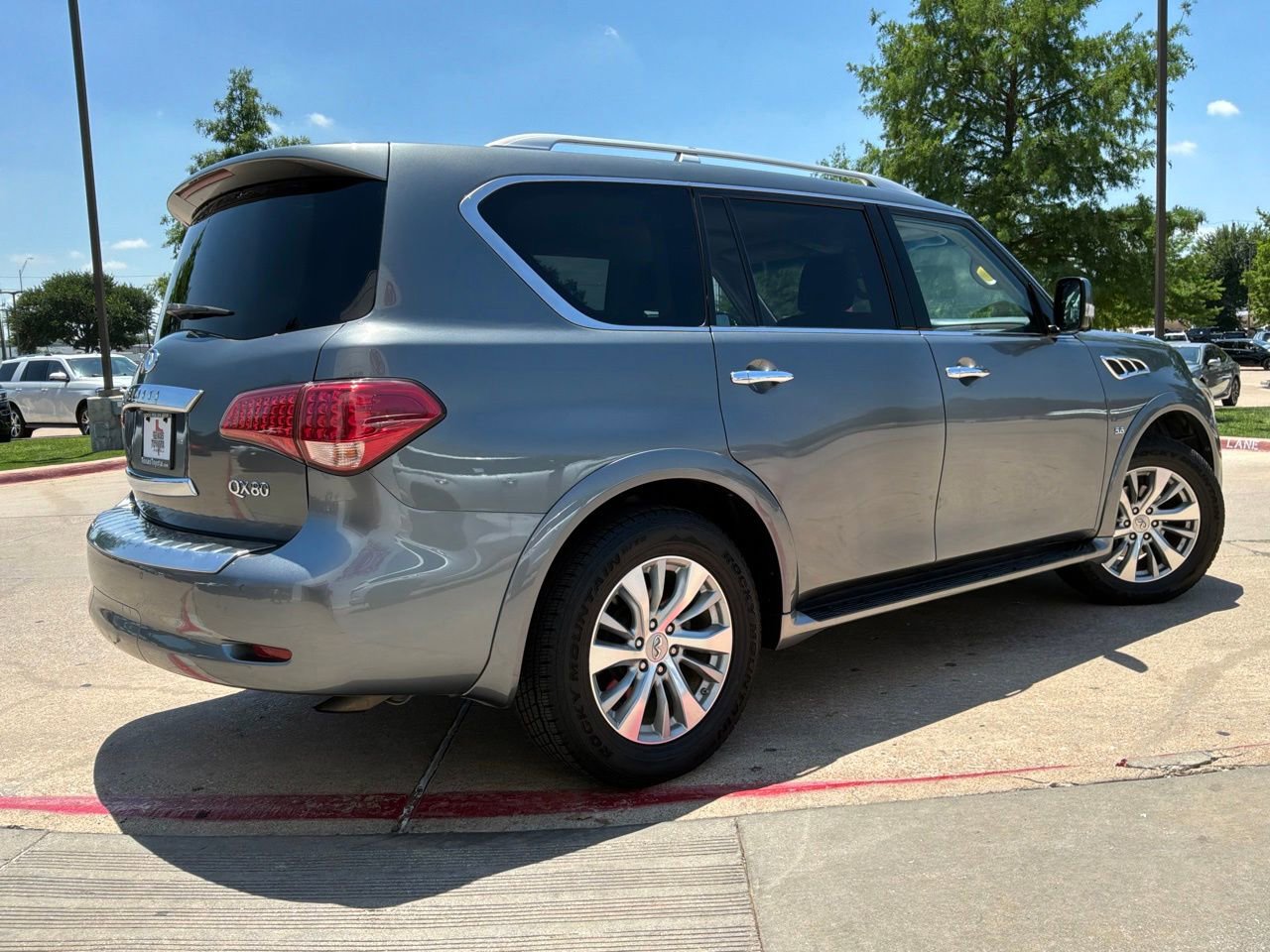 Used 2017 INFINITI QX80 2WD image 6