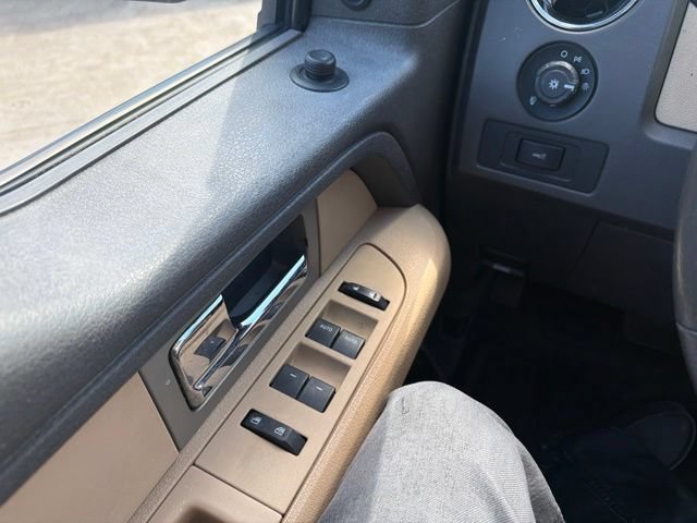 Used 2011 Ford F150 XLT w/ XLT Chrome Pkg AWD/4WD image 31