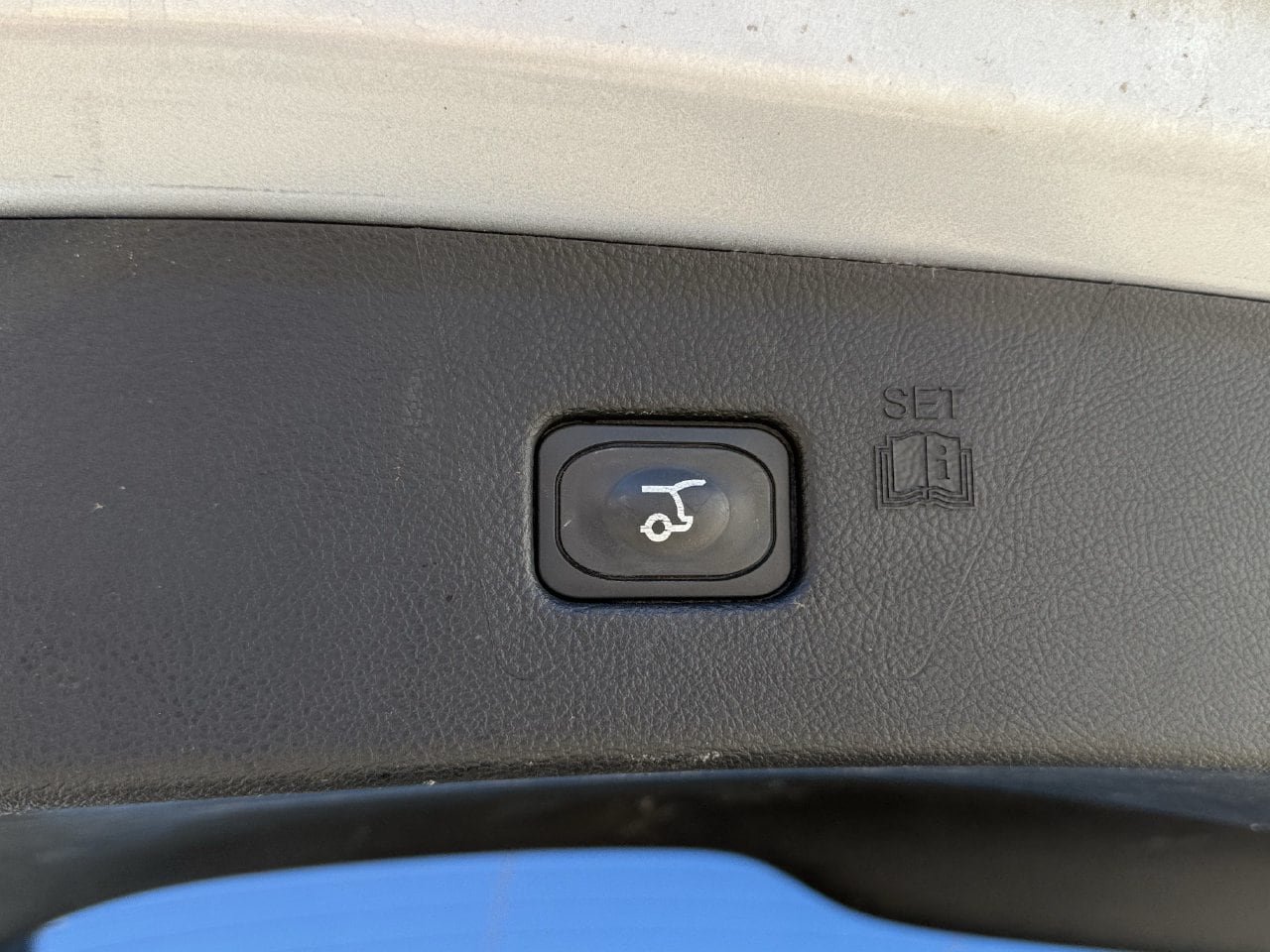 Certified 2023 Ford Edge Titanium AWD/4WD image 29