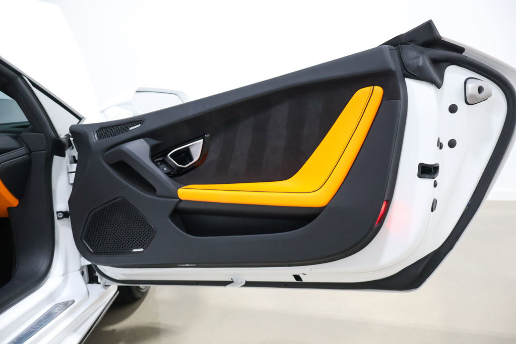 Used 2024 Lamborghini Huracan EVO image 67