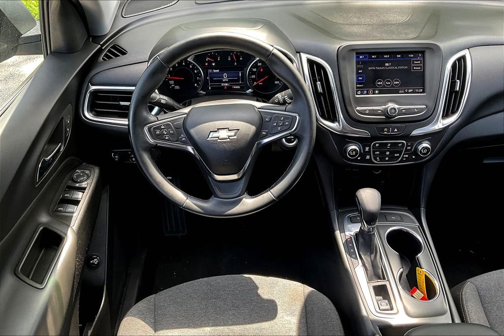 Used 2023 Chevrolet Equinox LT w/ Driver Convenience Package AWD/4WD image 8
