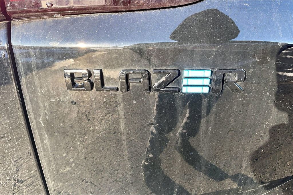 New 2025 Chevrolet Blazer EV RS w/ Super Cruise Package AWD/4WD image 11