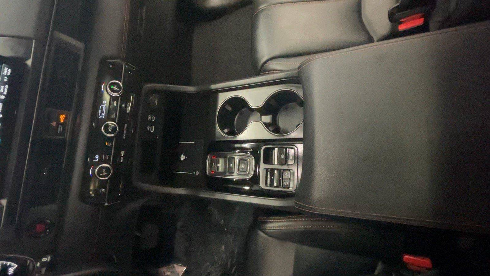 Certified 2024 Honda Pilot TrailSport image 36