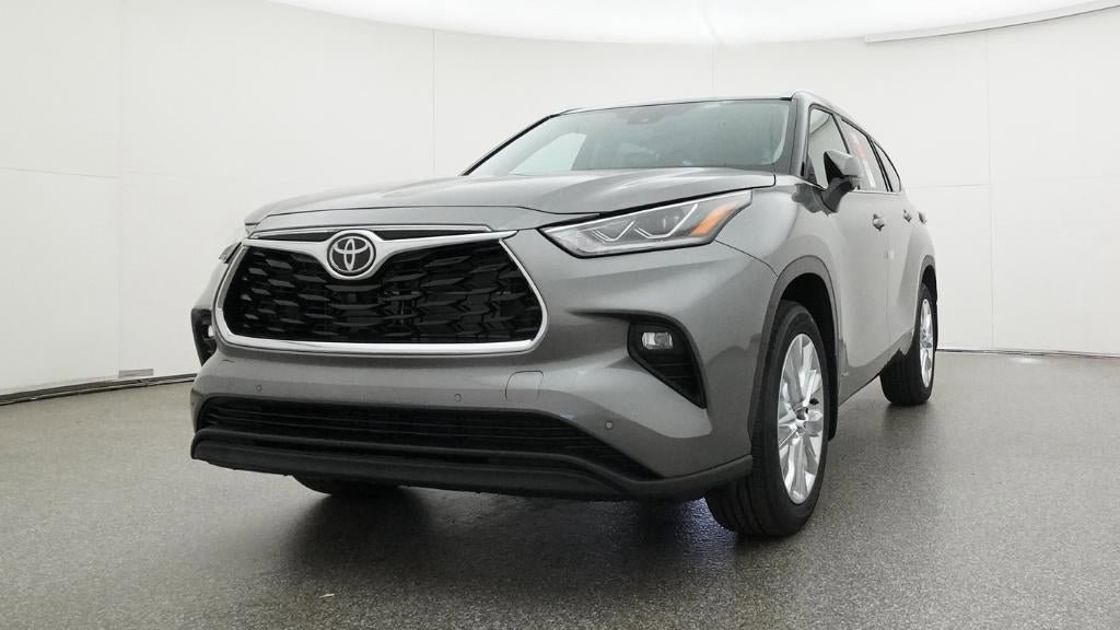 New 2026 Toyota Highlander Limited AWD/4WD image 32