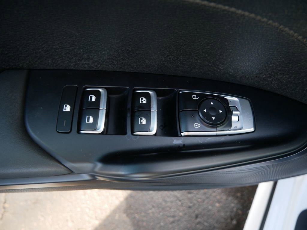 Used 2022 Kia K5 GT-Line image 16
