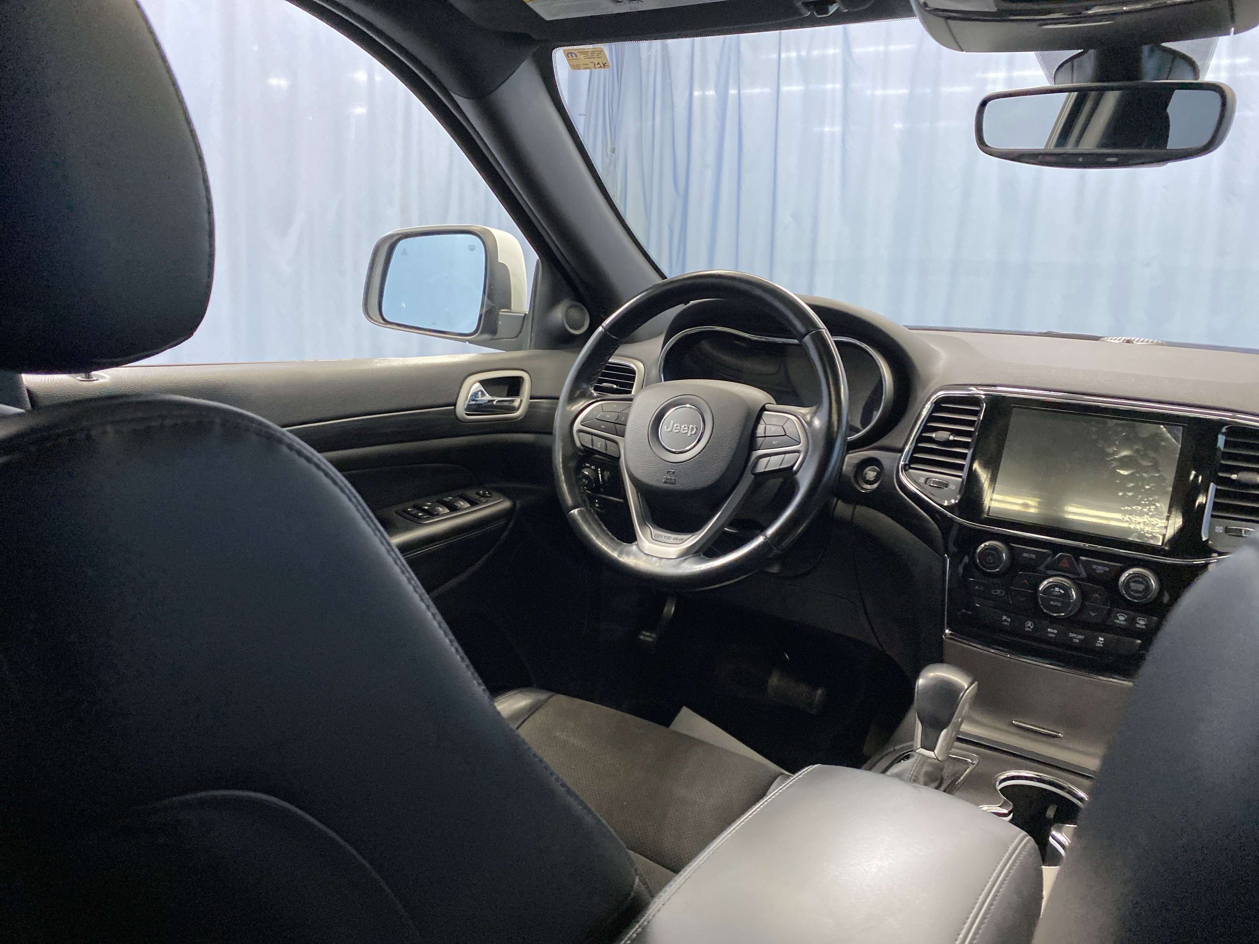 Certified 2020 Jeep Grand Cherokee Altitude image 42