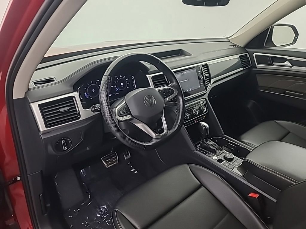 Used 2023 Volkswagen Atlas SEL R-Line AWD/4WD image 27