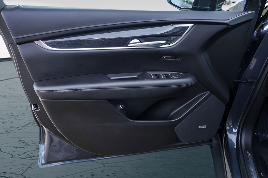 Used 2021 Cadillac XT5 Premium Luxury FWD image 28