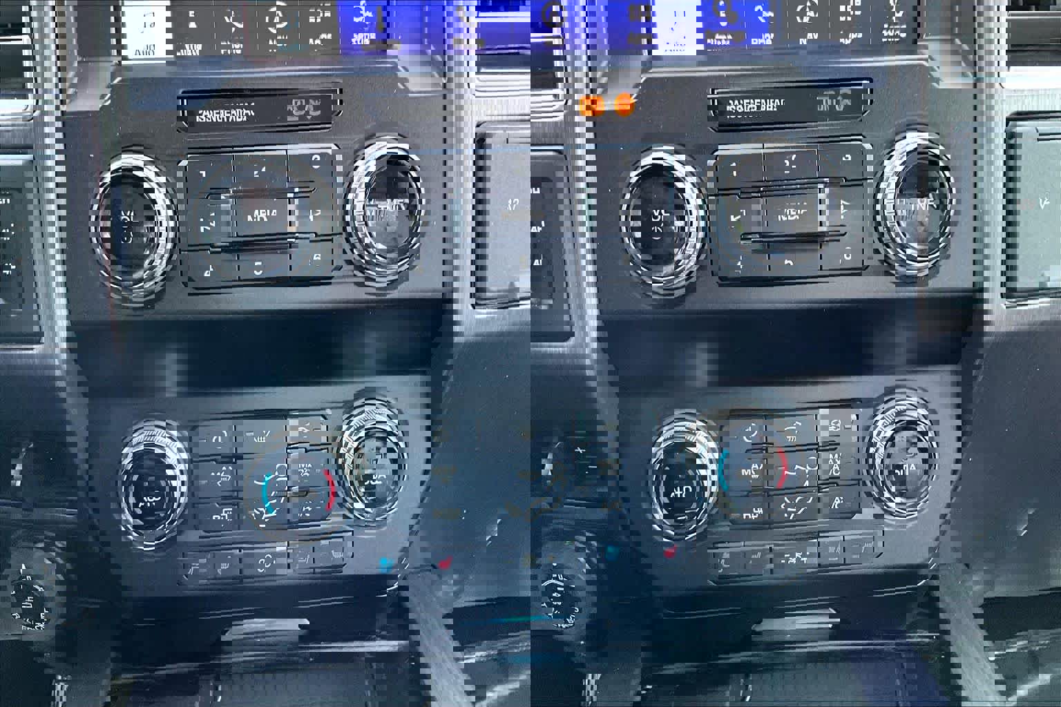 Used 2020 Ford F250 Limited w/ FX4 Off-Road Package image 32