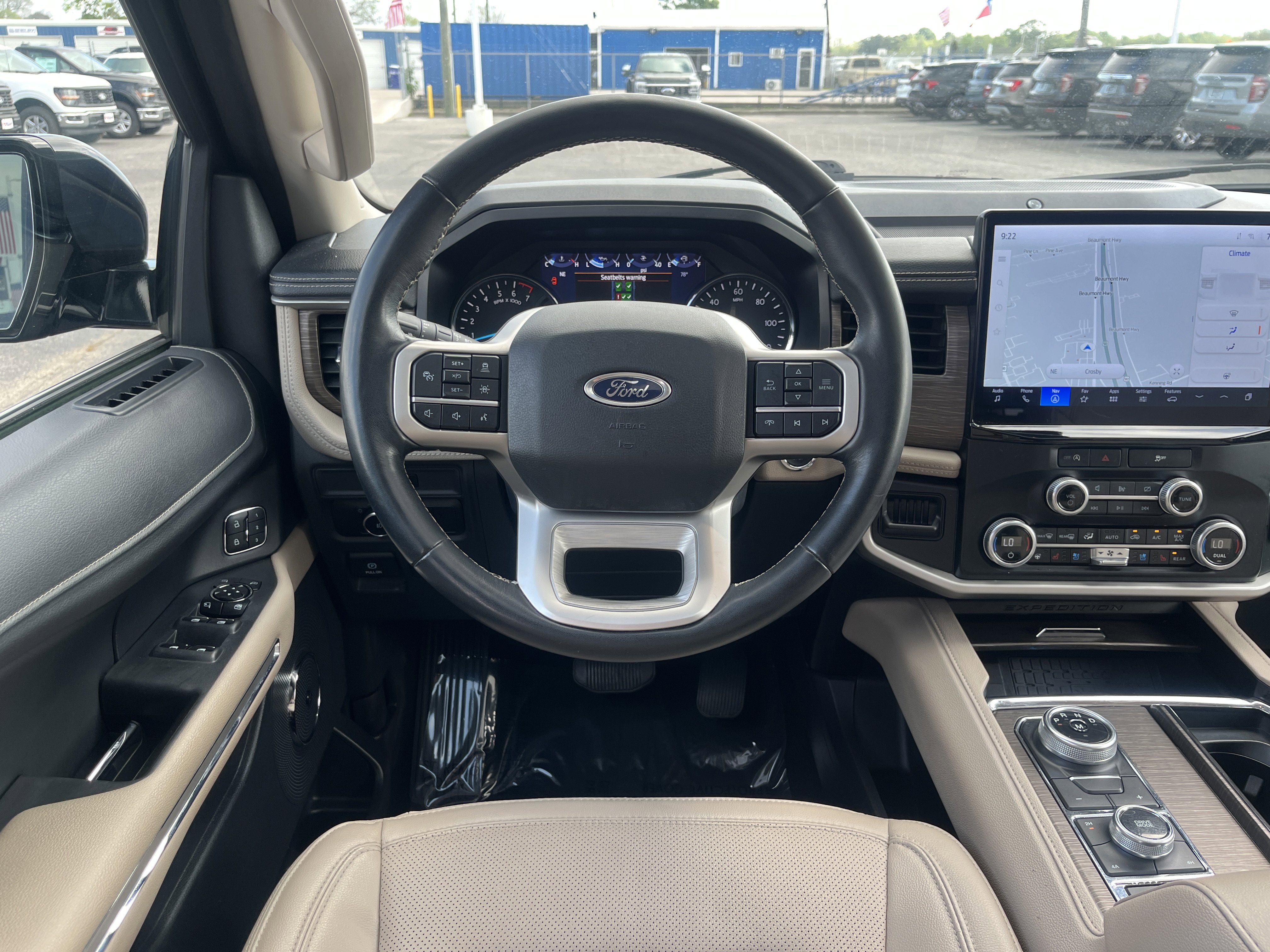 Used 2024 Ford Expedition Max Limited image 30