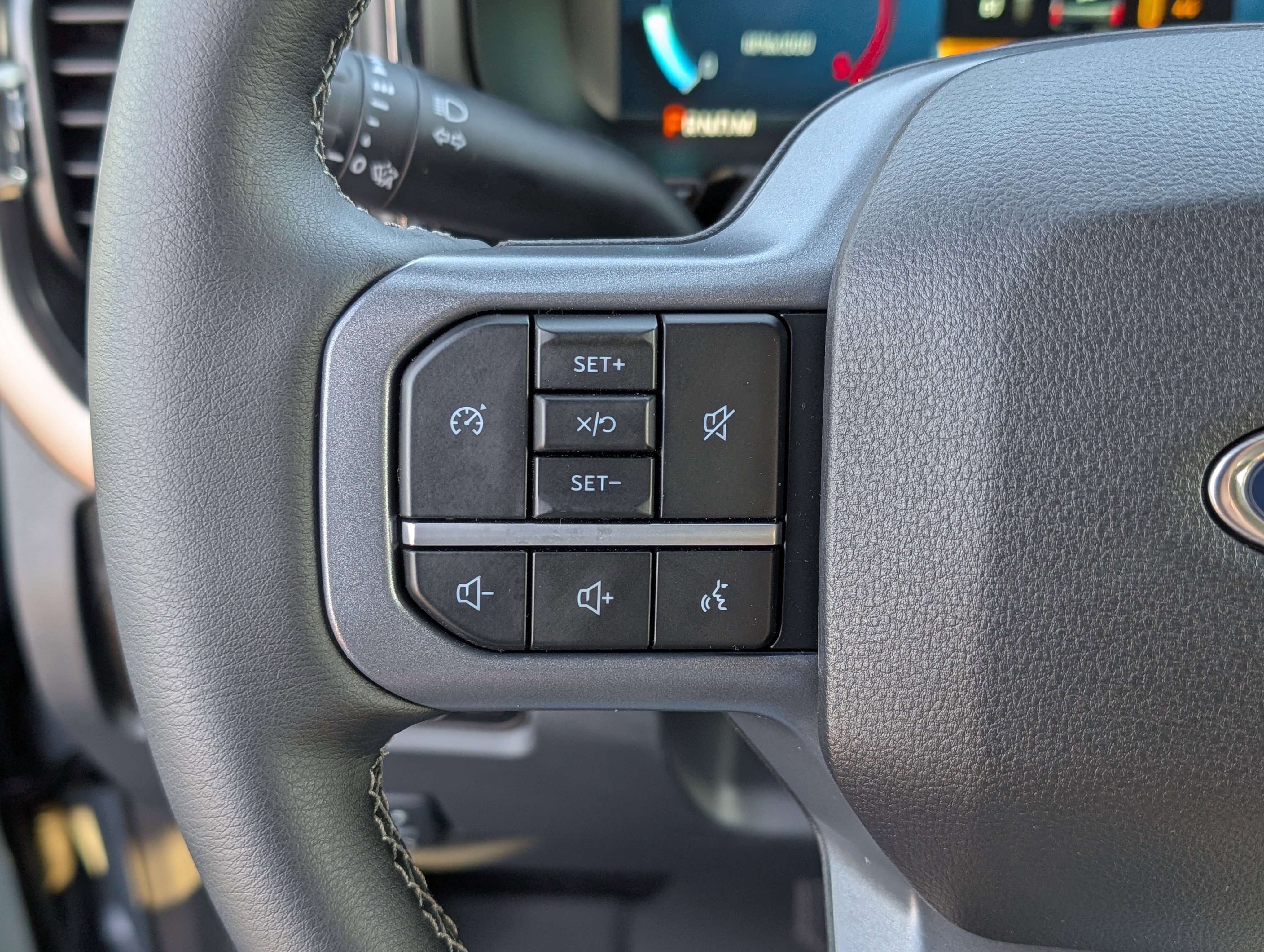 New 2026 Ford F250 Lariat w/ Black Appearance Package image 21