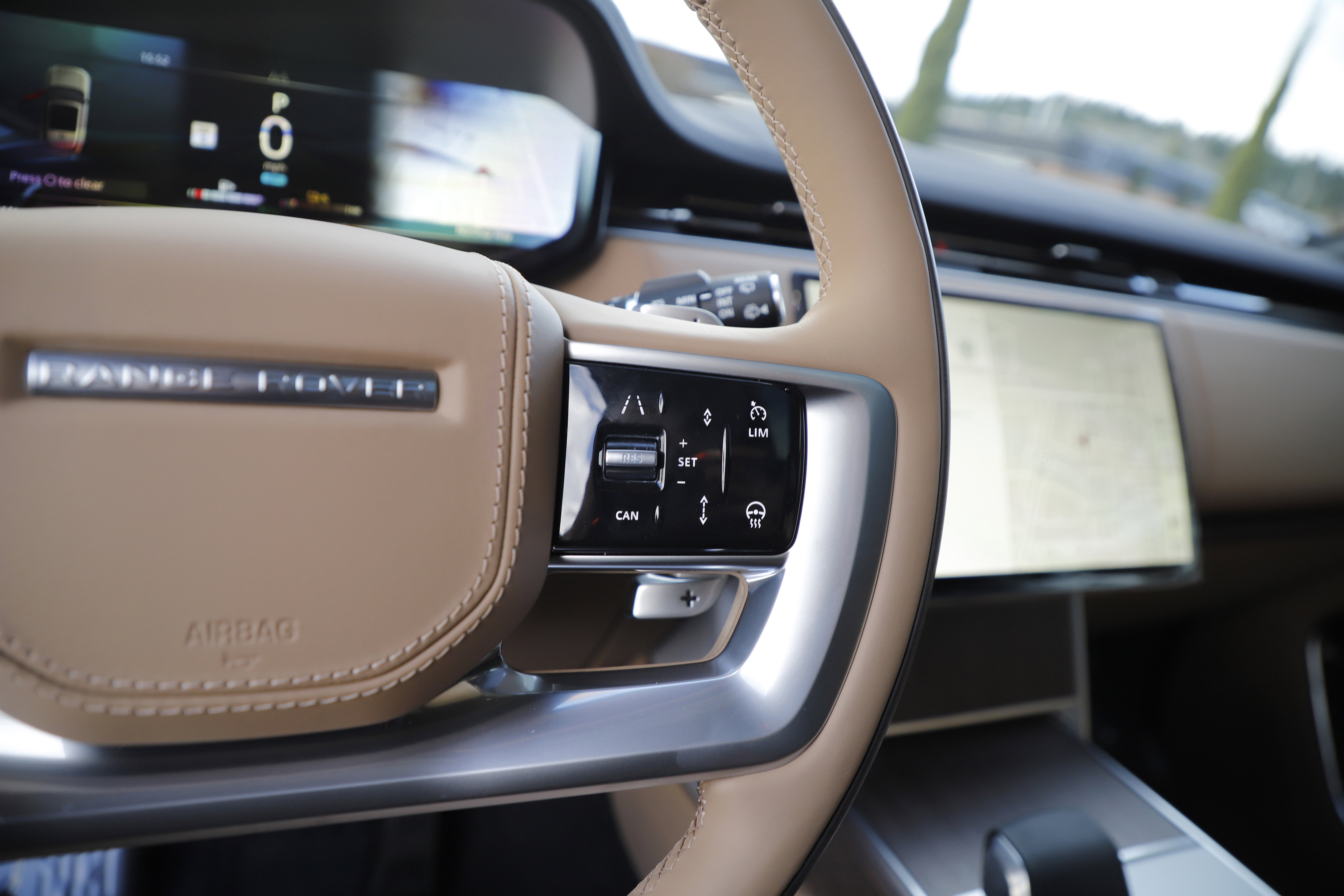 New 2026 Land Rover Range Rover SE image 24