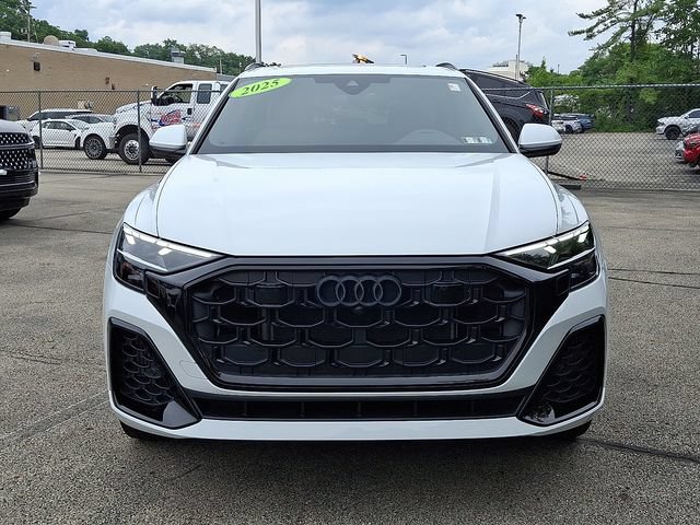 Used 2025 Audi Q8 Premium Plus AWD/4WD image 2