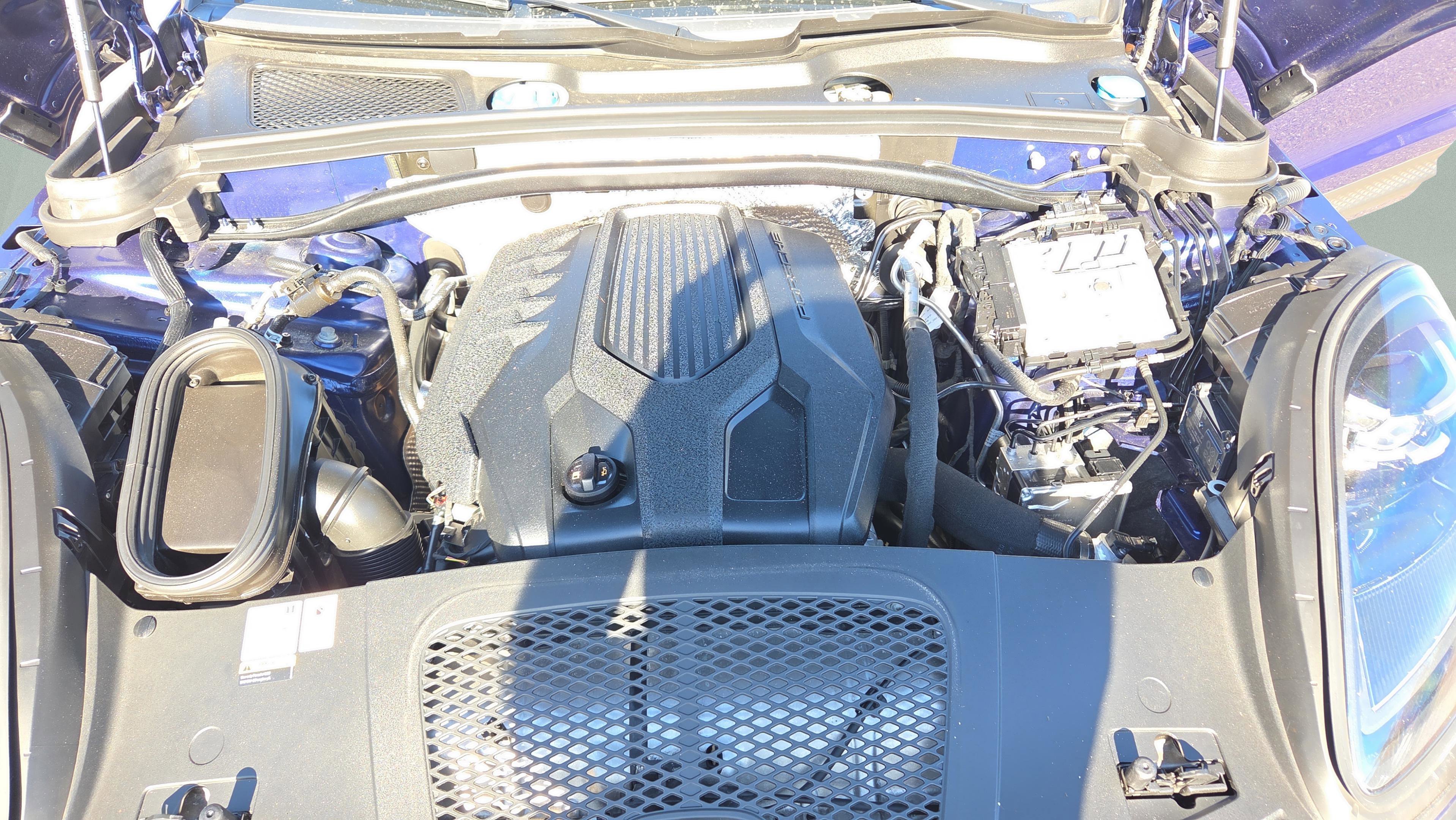 Used 2022 Porsche Macan image 35