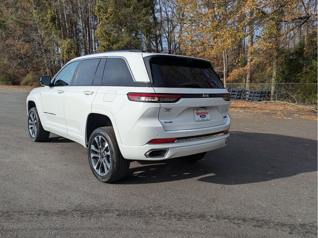 Used 2022 Jeep Grand Cherokee Overland w/ Advanced Protech Group III image 10