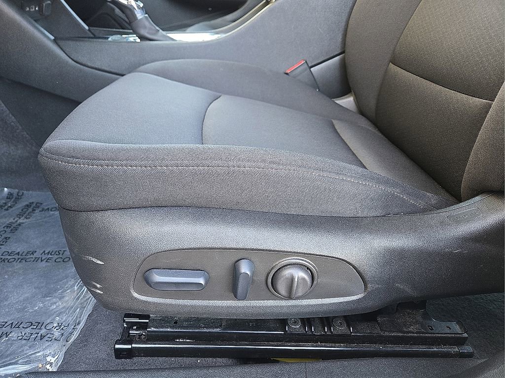 Used 2024 Chevrolet Malibu LT image 24