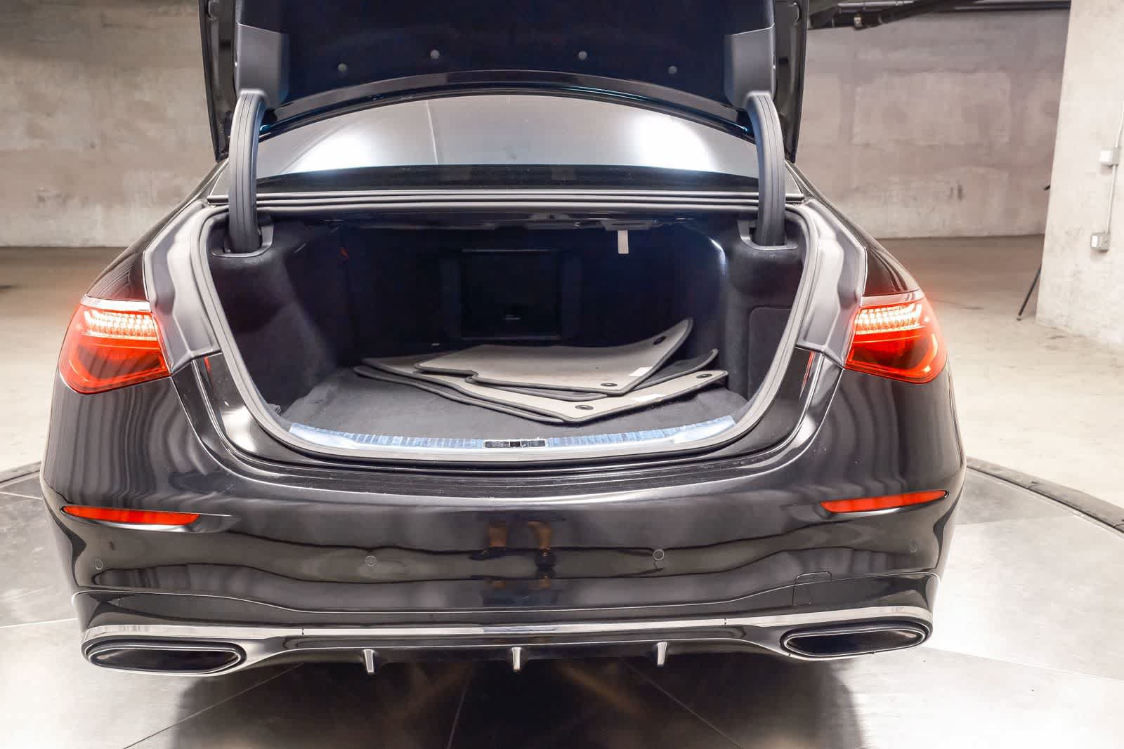 Certified 2024 Mercedes-Benz S 580e 4MATIC Sedan image 30