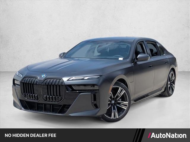 New 2026 BMW 750e xDrive