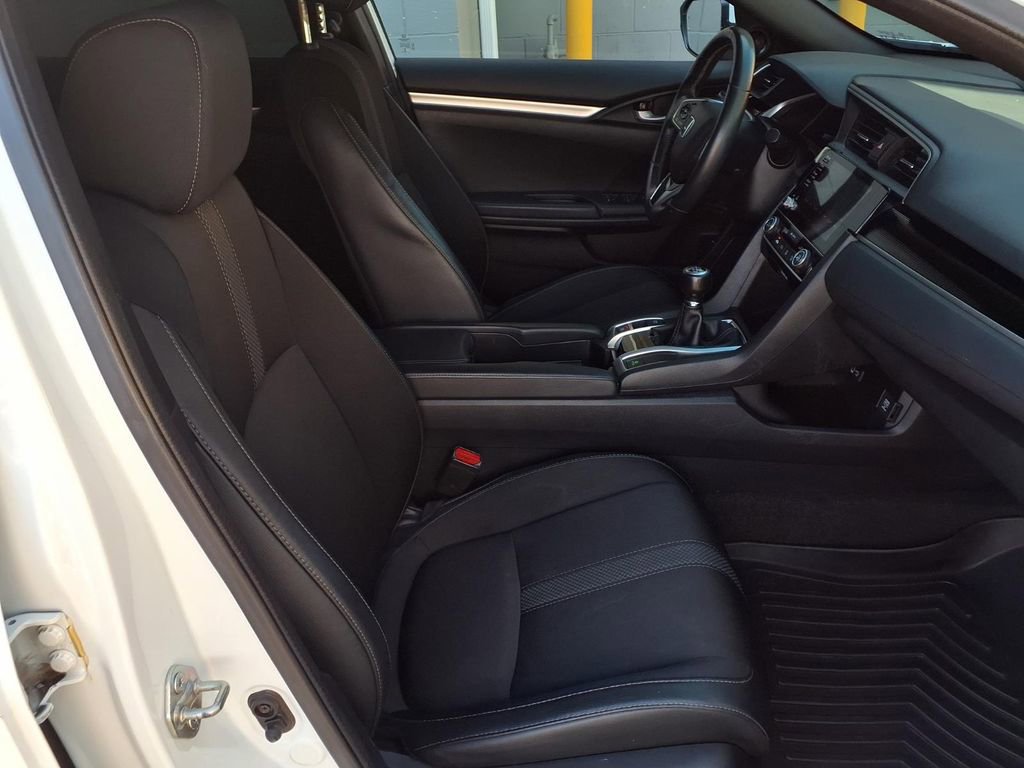 Used 2020 Honda Civic Sport image 23