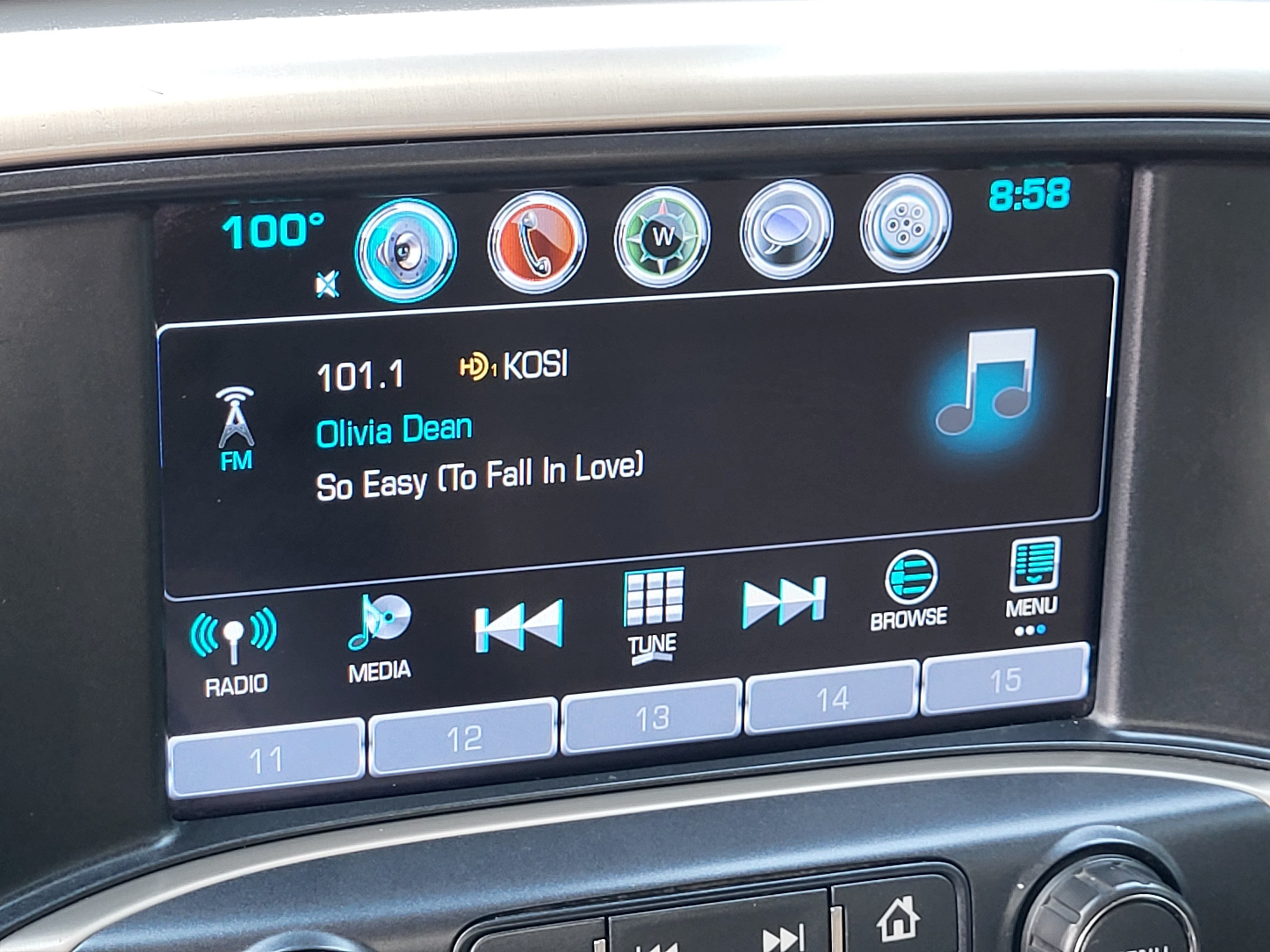 Used 2018 GMC Sierra 2500 Denali w/ Duramax Plus Package AWD/4WD image 13