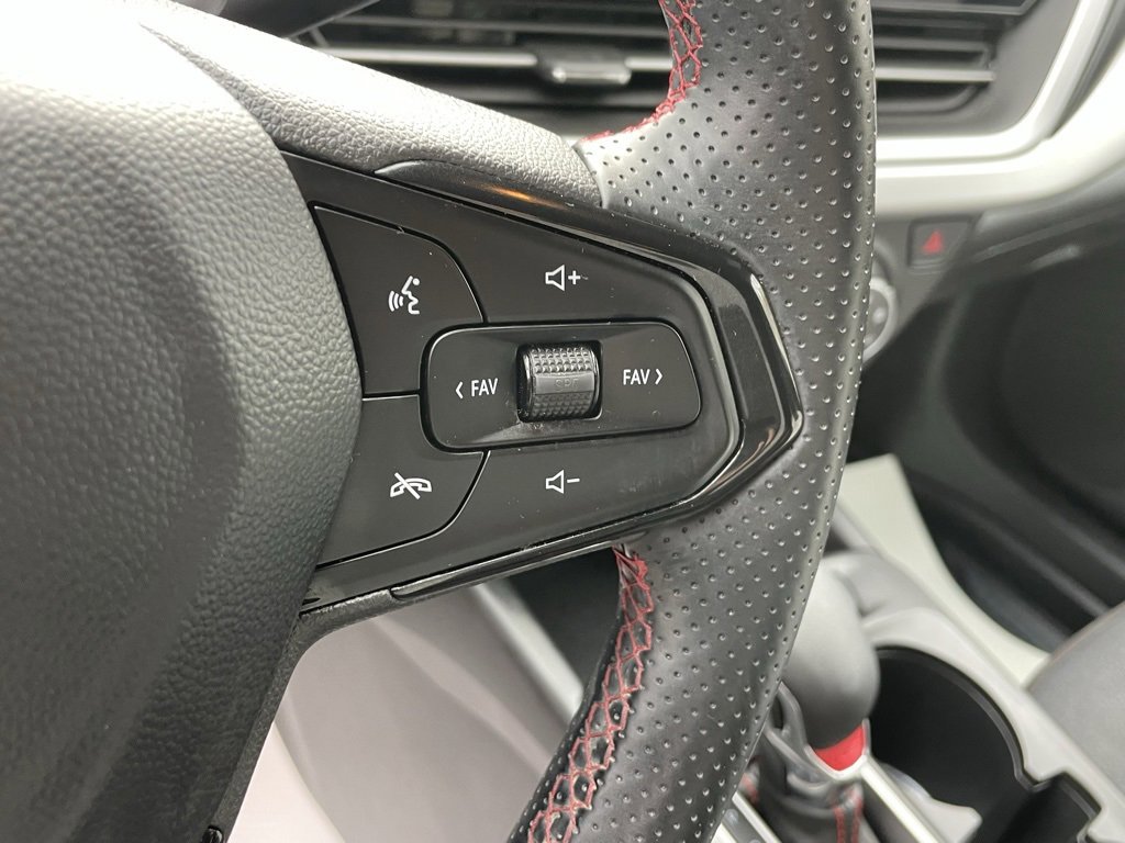 Used 2024 Chevrolet Trax RS w/ Driver Confidence Package image 26