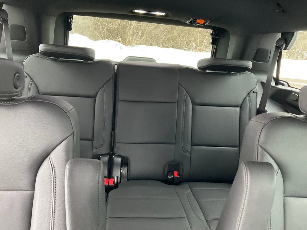 Used 2023 Chevrolet Tahoe Z71 w/ Luxury Package image 24