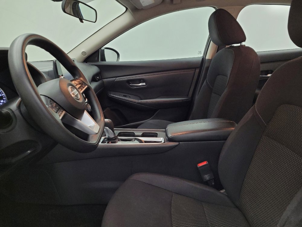 Used 2020 Nissan Sentra S image 17