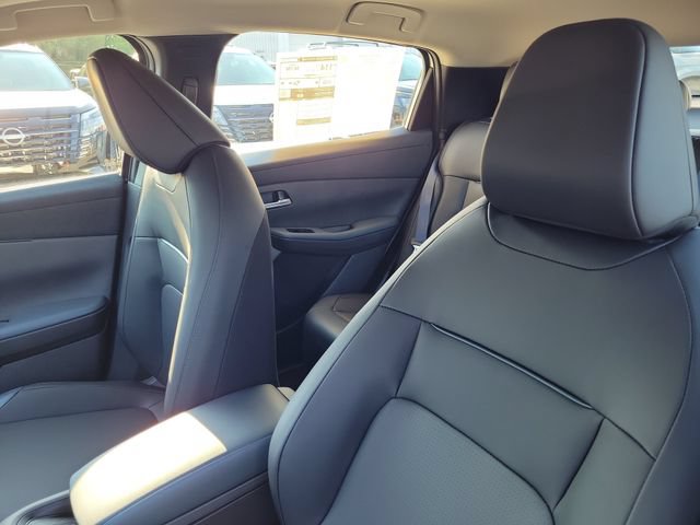 New 2026 Nissan Leaf SV+ w/ Floor Mat Package (SV+) FWD image 17