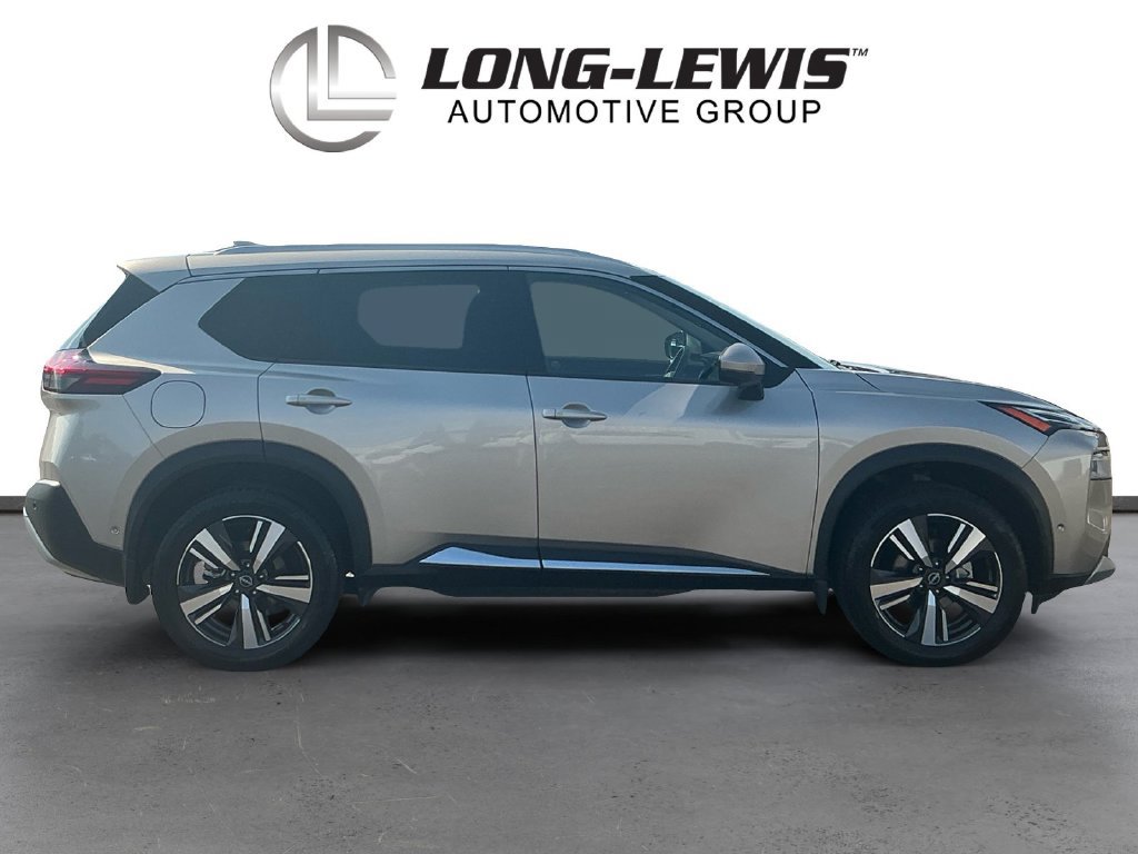 Used 2023 Nissan Rogue Platinum w/ Platinum Premium Package FWD image 8