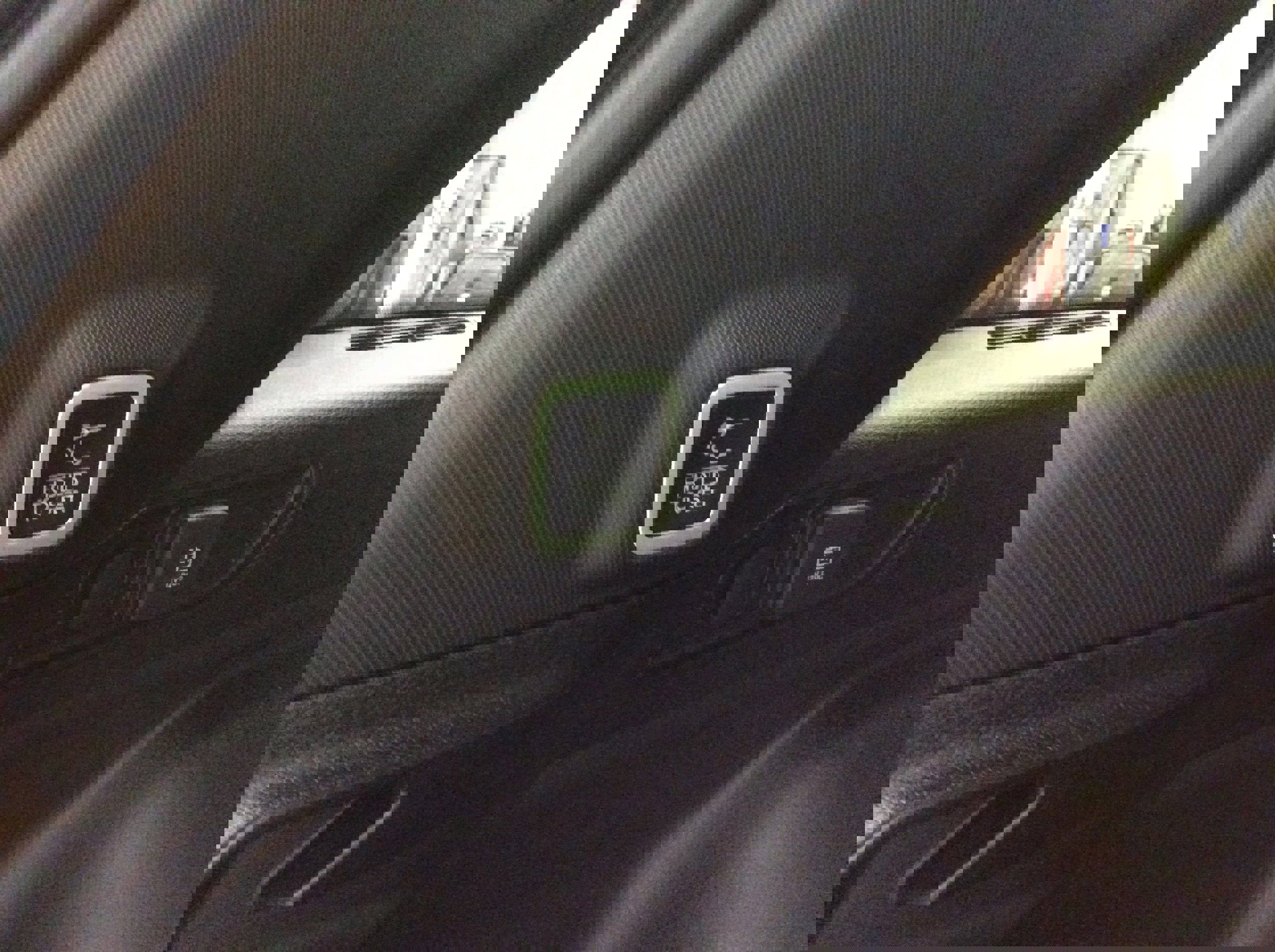 Used 2024 Jeep Grand Cherokee Limited image 6