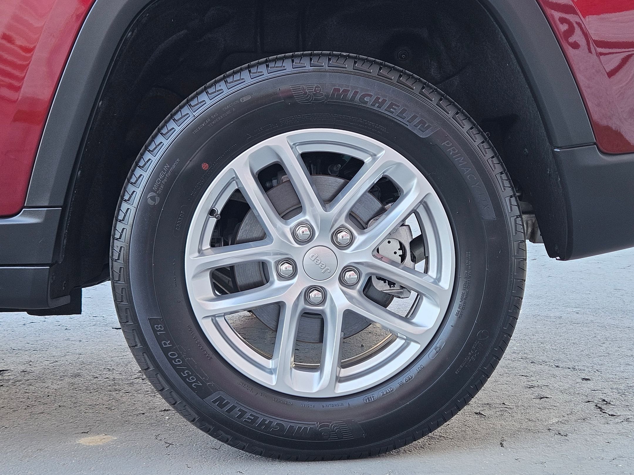 Used 2025 Jeep Grand Cherokee Laredo X w/ Luxury Tech Group I image 29