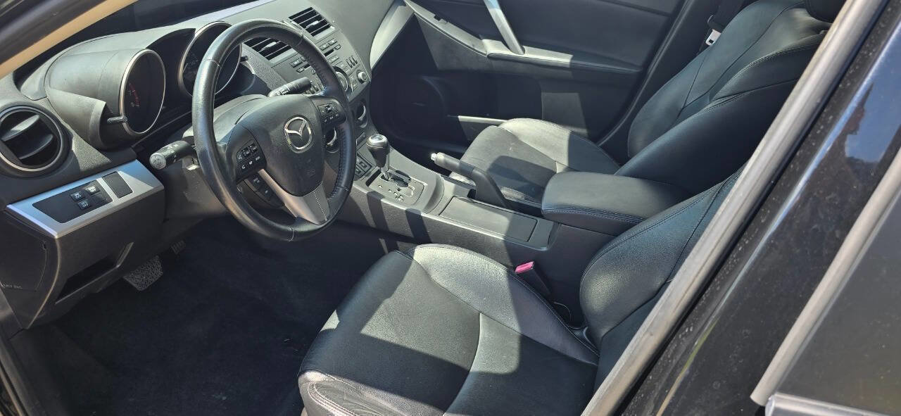 Used 2012 MAZDA MAZDA3 i Grand Touring w/ Tech Pkg FWD image 8