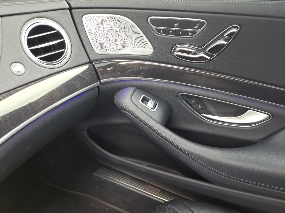 Used 2019 Mercedes-Benz S 450 4MATIC Sedan image 35