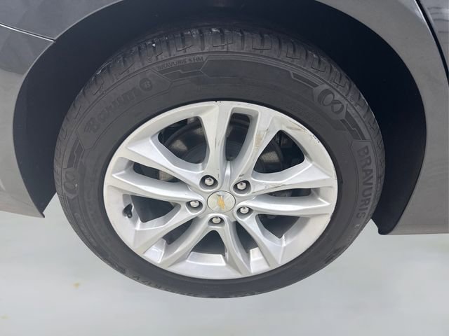 Used 2017 Chevrolet Malibu LT image 16