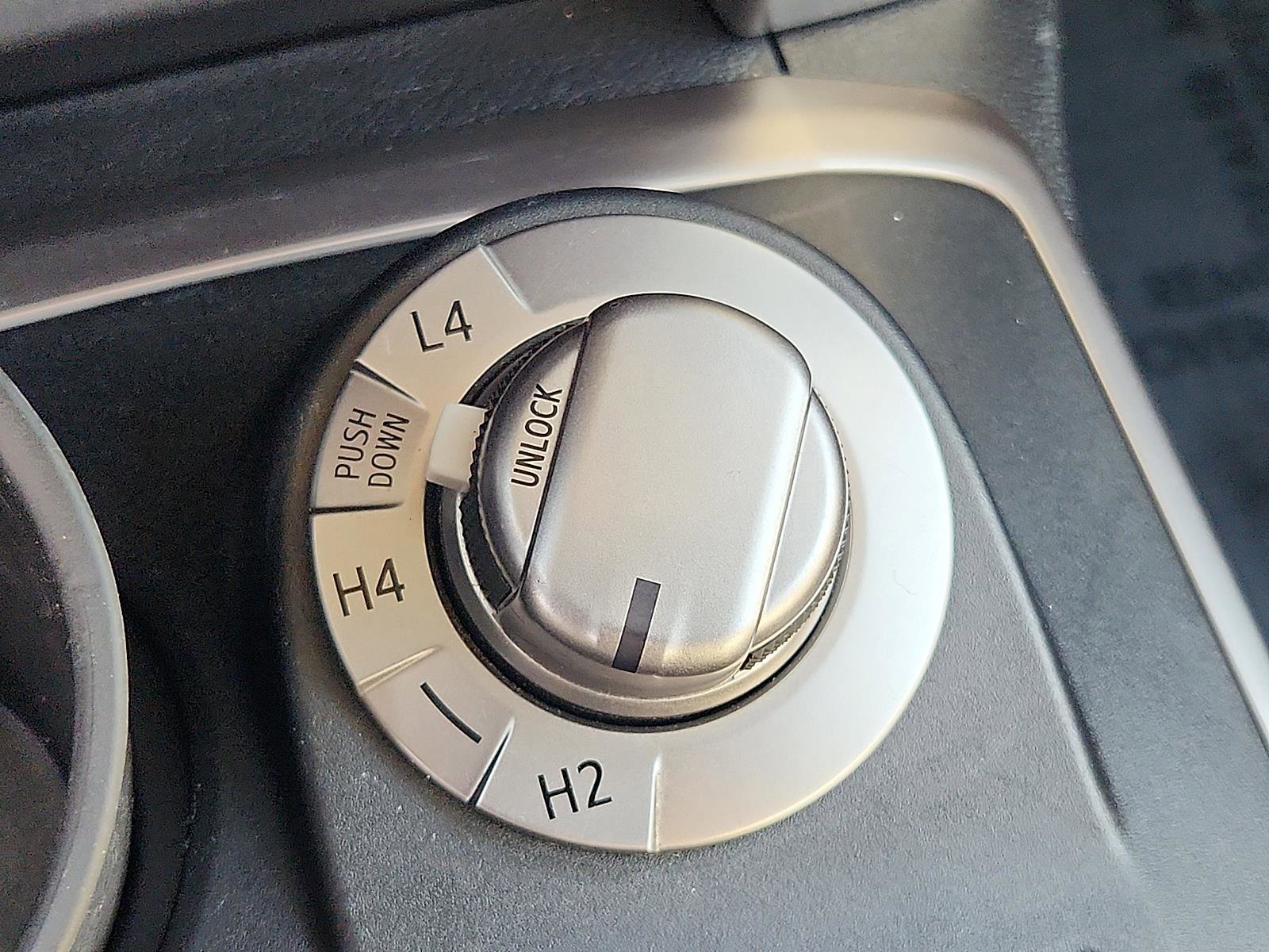 Used 2018 Toyota 4Runner SR5 Premium image 24