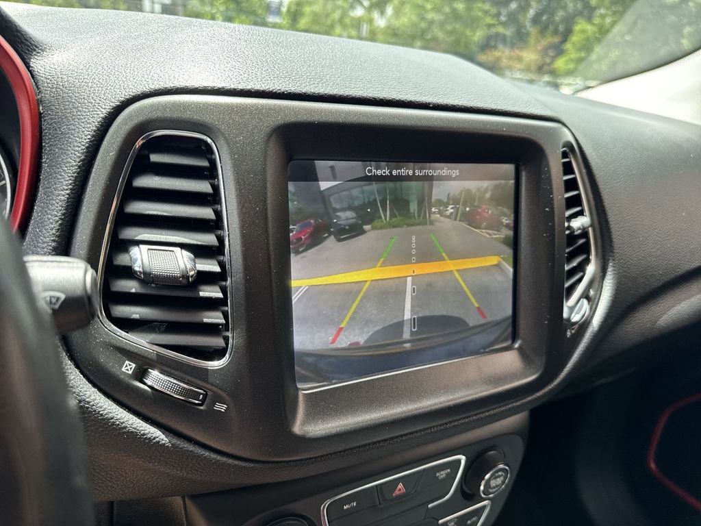 Used 2020 Jeep Compass Trailhawk AWD/4WD image 50