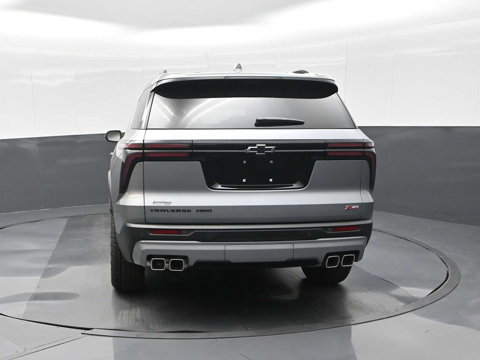 New 2026 Chevrolet Traverse Z71 w/ Enhanced Driving Package image 7
