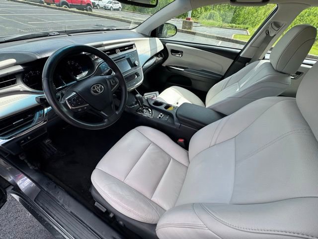 Used 2015 Toyota Avalon XLE Premium FWD image 11