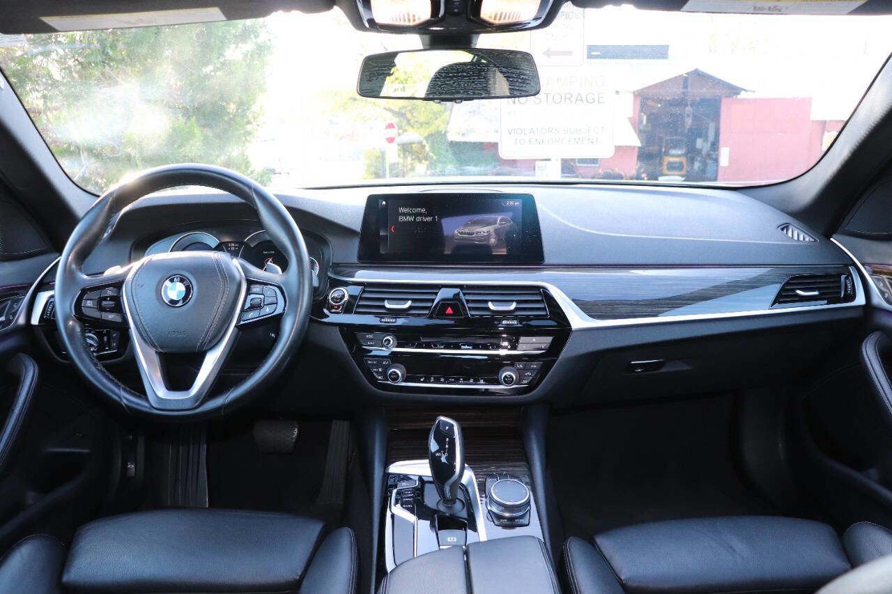 Used 2017 BMW 530i RWD image 22