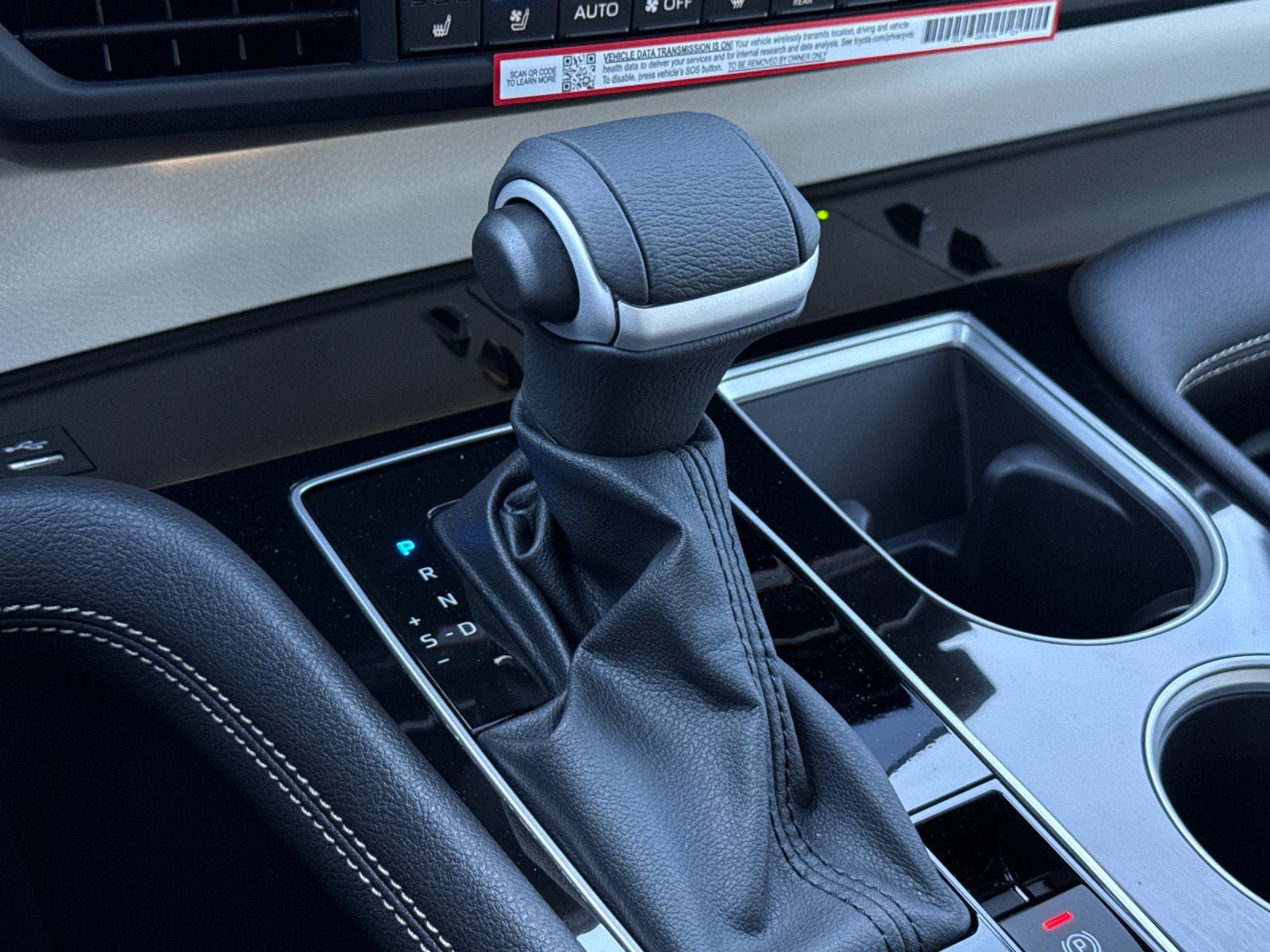 New 2026 Toyota Sienna Platinum AWD/4WD image 23