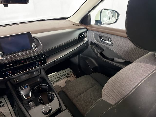 Used 2021 Nissan Rogue SV AWD/4WD image 22
